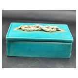 mid-century Italian lidded box 528 Italy