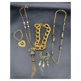 Costume jewelry necklaces bracelet brooch