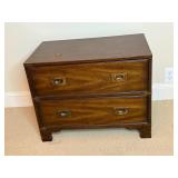 Vintage HERITAGE 2 DRAWER NIGHT TABLE