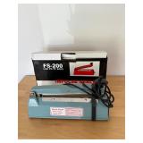 FS-200 Impulse Sealer  heat-sealing PP/PE bags