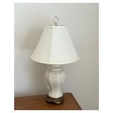 Vintage ginger jar lamp