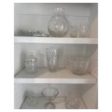 Assorted glassware pieces