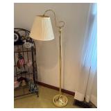 Vintage Floor lamp (pulls apart)