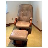 Vintage AvantGlide Lounge Chair and Ottoman