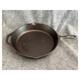 LODGE USA CAST IRON SKILLET