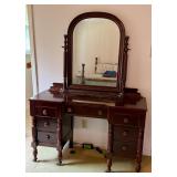 Vintage vanity table