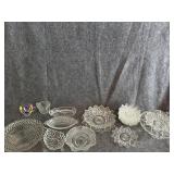 Assorted glassware lot