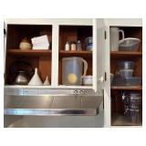 Kitchen cabinet lot
