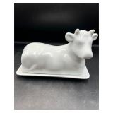 Farberware white ceramic cow covered butter dish