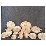 Mount Clemens Pottery Vintage dish ware Pattern