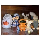 Plush holiday decor