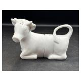 Cow bull salt & pepper shaker
