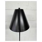 Metal shade table lamp