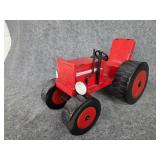Metal  toy tractor
