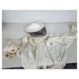 Humble Bee bee keeping suit