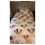 Vintage Fan Pattern Handmade Quilt