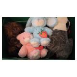 Large Lot of Plush Toys & Stuffed Animals