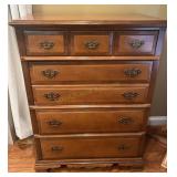Vintage Traditional American Chest of Drawers