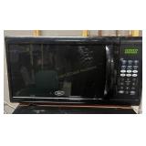 Oster Countertop Microwave Oven