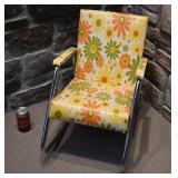 *Chaise berçante pour enfant, vintage