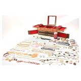 Coffre à bijoux, en bois, avec bijoux, dont Joan