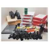 *Lot d'articles de bureau, neufs et usagés