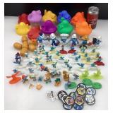 Lot de figurines / maisons de Schtroumpfs