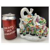 Figurine d'éléphants, en porcelaine