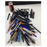Lot de stylos, neufs
