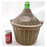 Tourie dans panier en plastique, 10 litres