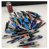 Lot de stylos, neufs