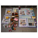 Meubles miniatures, figurines et accessoires