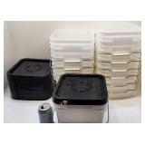 *12 chaudières carrées, avec couvercles, neuves