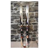 *Skis Rossignol, 50''