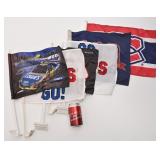 Lot de drapeaux de voiture, dont des Canadiens