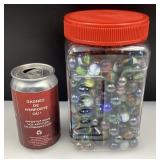 Lot de billes de tailles variées, vintage