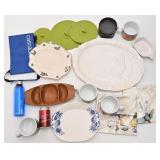 Lot de vaisselle et d'articles de cuisine