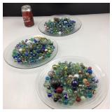 Lot de billes de tailles variées, vintage