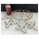 4 plats Jeannette Butterfly et plat de service,