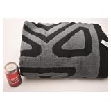 Couvre-divan, 71'' x 79''