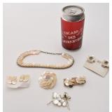 Lot de bijoux nacrés