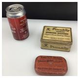 2 anciennes boîtes de tabac, en métal, dont