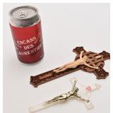 2 crucifix, en plastique
