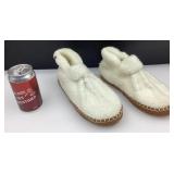 Pantoufles Laska, larges, neuves