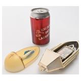 2 bénitiers en plastique, Jésus de première