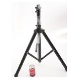 Trépied pour haut-parleur