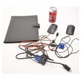 Souris, cbles et cahier avec pochette