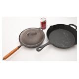 2 poêles en fonte, dont Crock-Pot