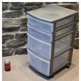 *Unité de rangement Gracious Living, à 4 tiroirs,