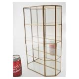 Présentoir mural, verre, miroir et laiton,